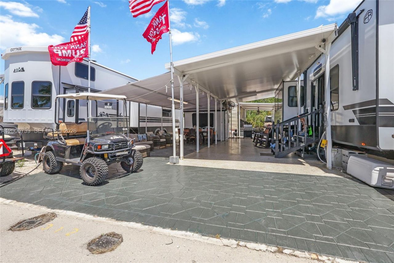 325 Calusa St #312 , Key Largo, FL 33037 Photo