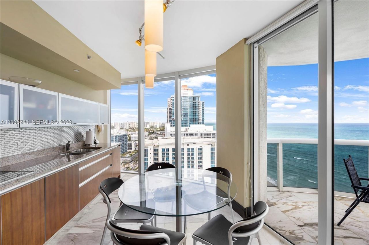 17201 Collins Ave, Unit 3101, Sunny Isles Beach, FL 33160 Photo