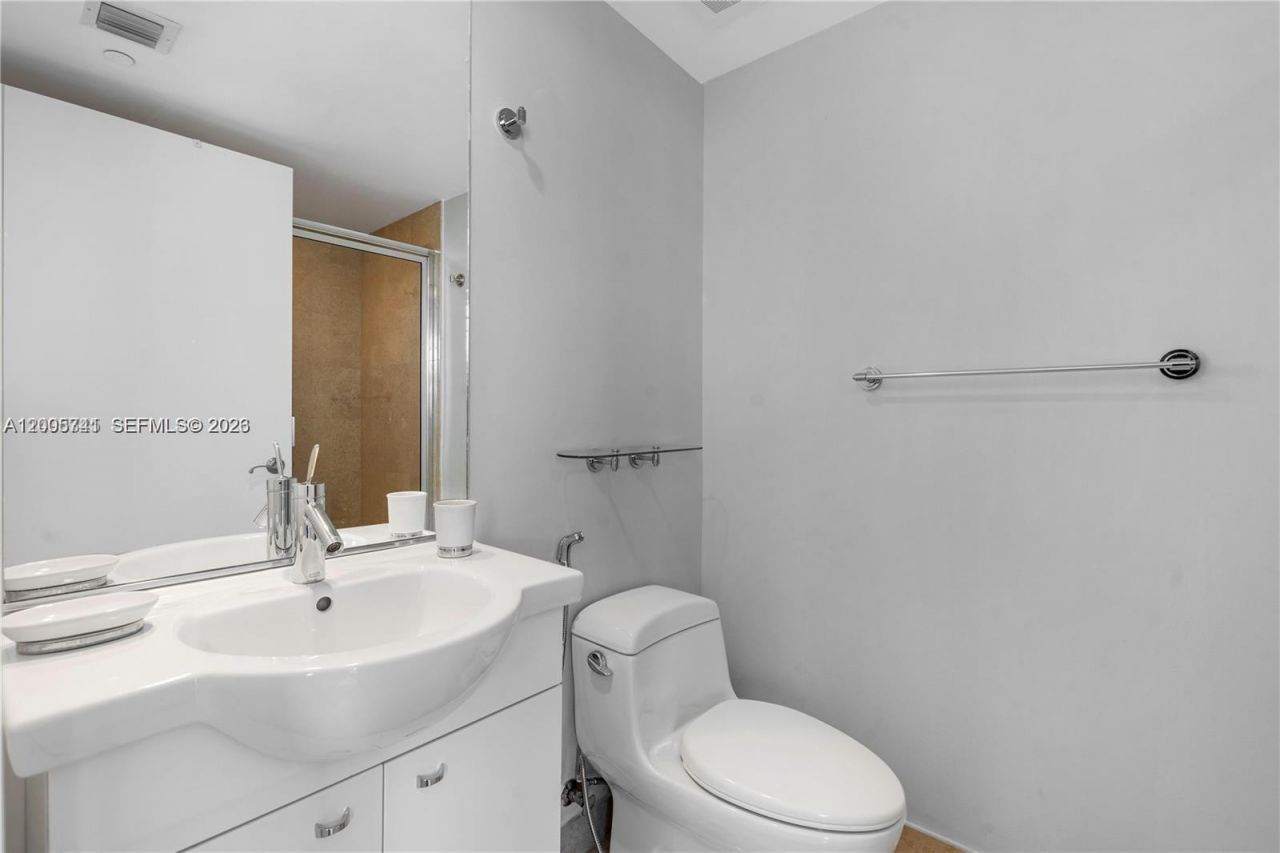 17201 Collins Ave, Unit 3101, Sunny Isles Beach, FL 33160 Photo