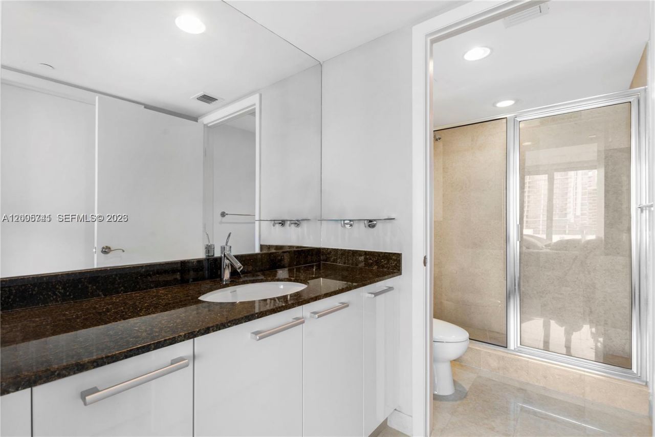 17201 Collins Ave, Unit 3101, Sunny Isles Beach, FL 33160 Photo