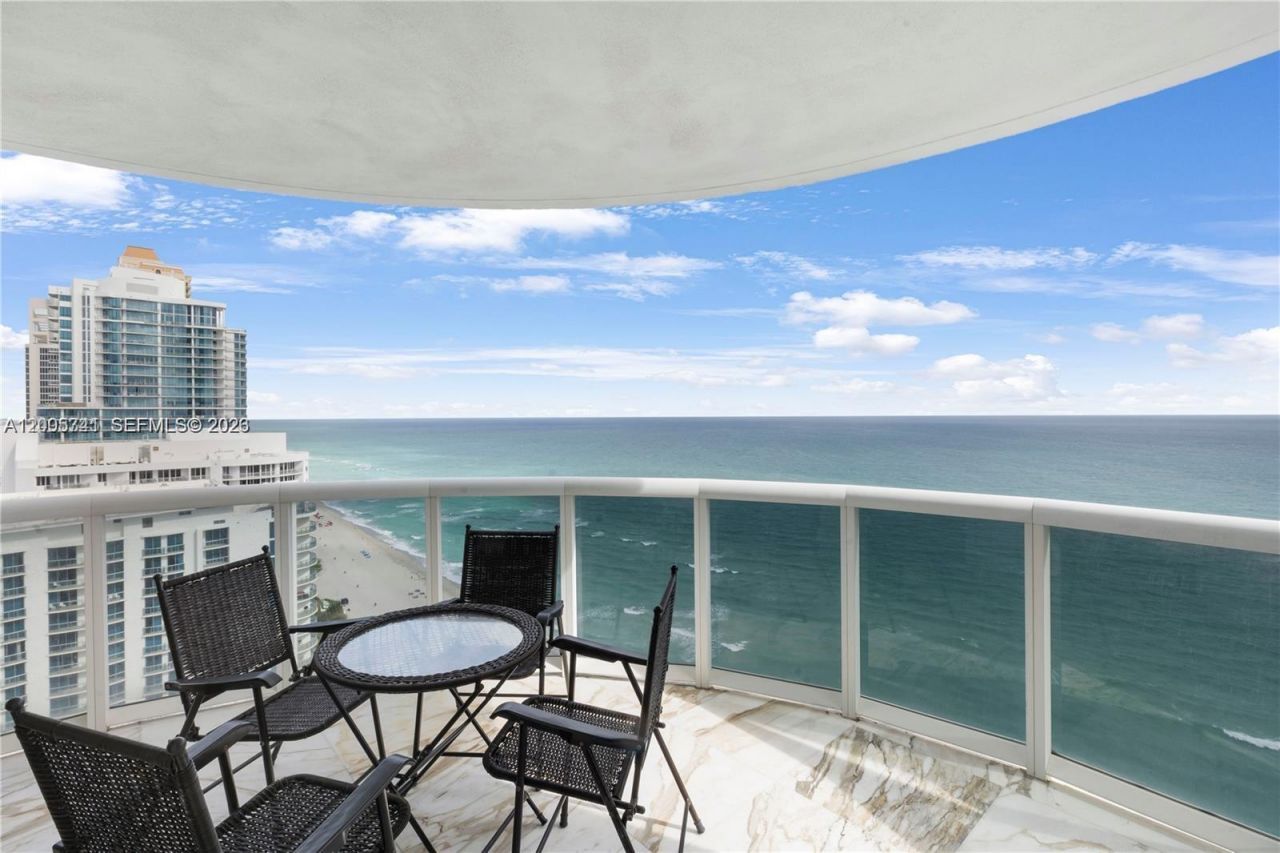 17201 Collins Ave, Unit 3101, Sunny Isles Beach, FL 33160 Photo