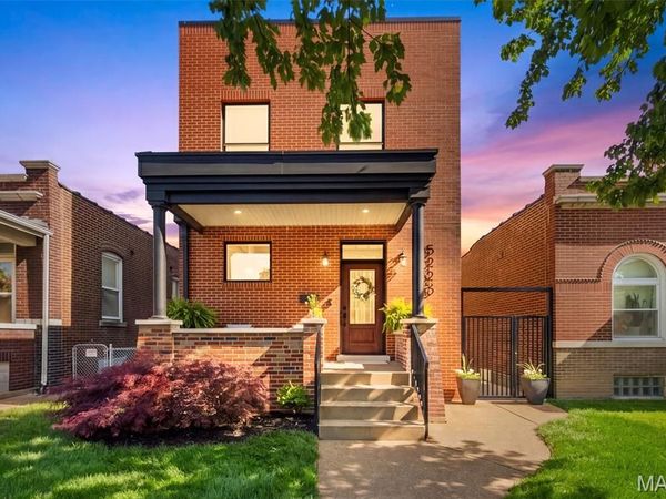5223 Botanical Avenue, St Louis, MO 63110