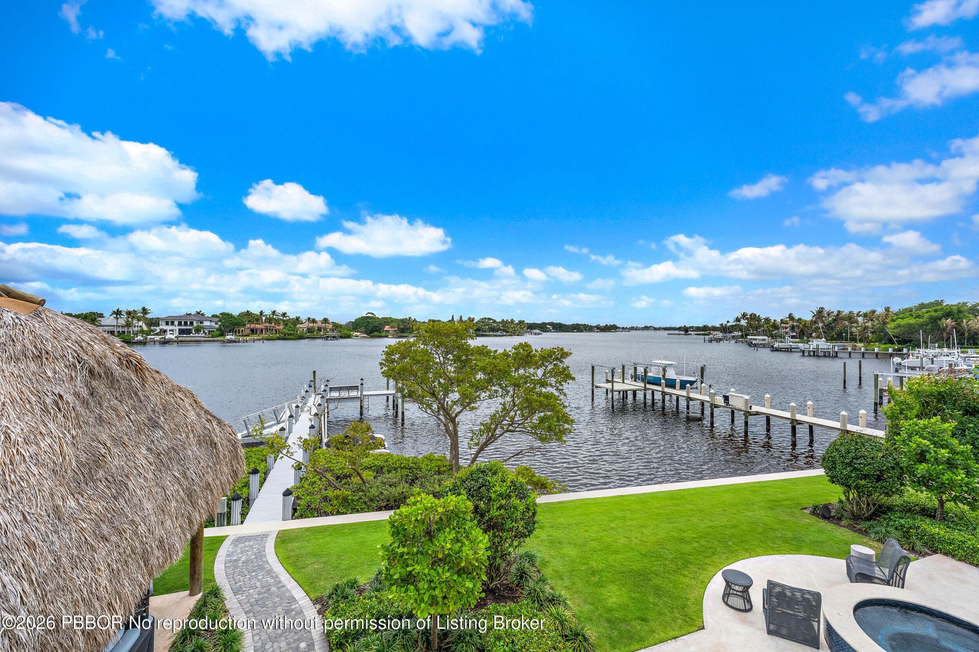 19020 Point Drive, Jupiter, FL 33469 Photo