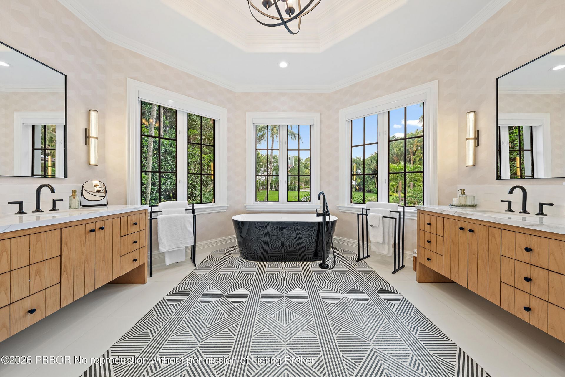 19020 Point Drive, Jupiter, FL 33469 Photo