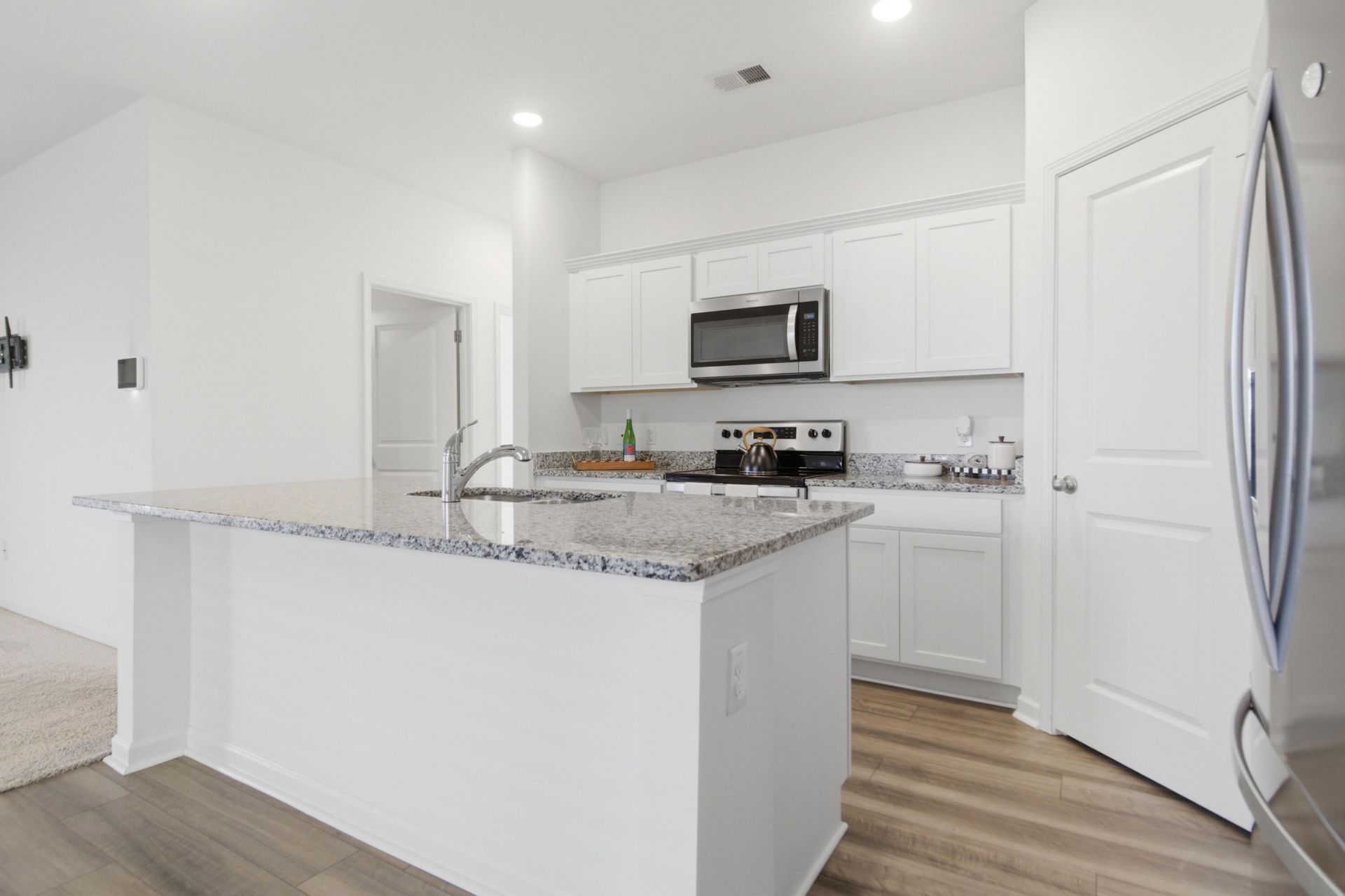 569 Polaris Way Photo 14