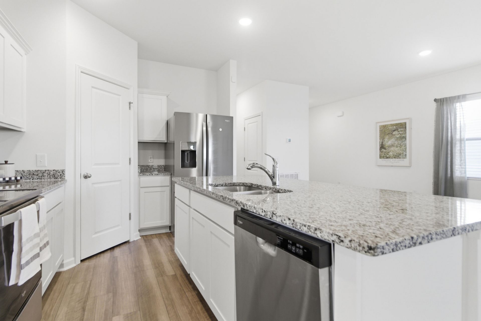 569 Polaris Way Photo 17