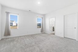 569 Polaris Way photo 4