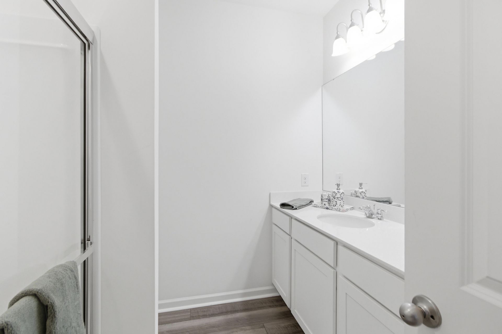 569 Polaris Way Photo 5