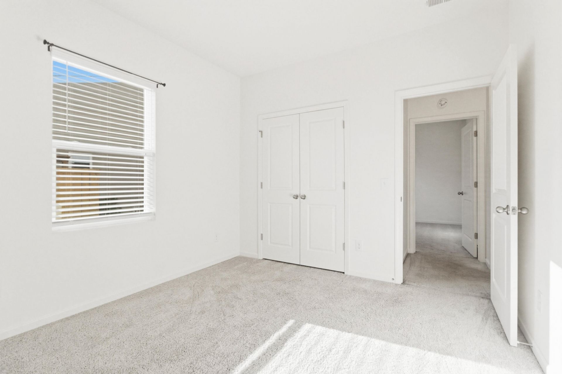 569 Polaris Way Photo 6