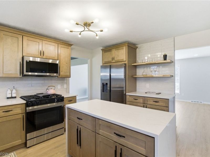 6344 Gale Drive, Seven Hills, OH 44131 Photo 16