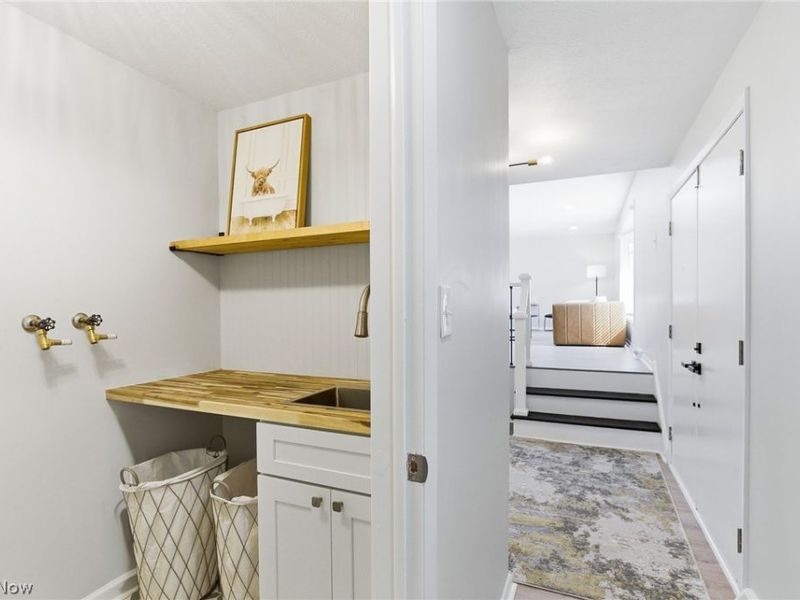 6344 Gale Drive, Seven Hills, OH 44131 Photo 27