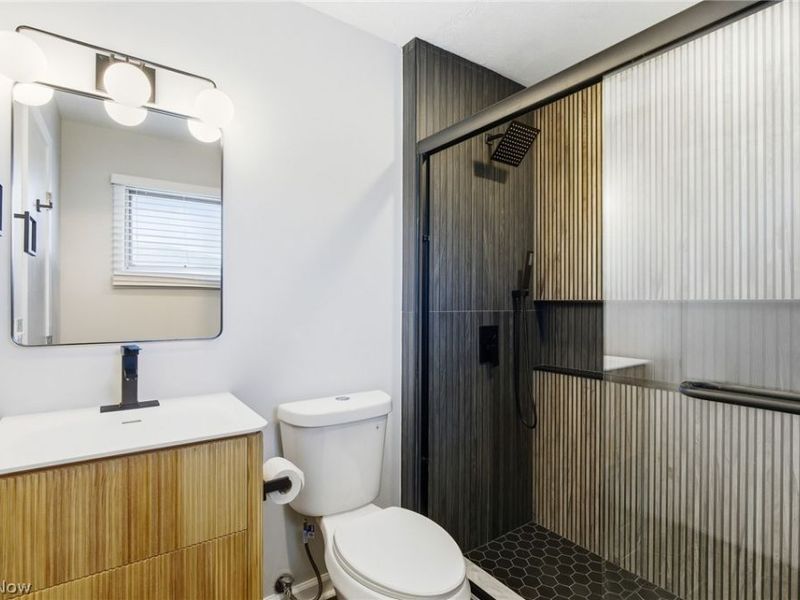 6344 Gale Drive, Seven Hills, OH 44131 Photo 41