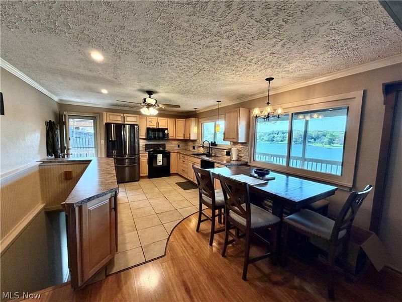 47817 Tomahawk Drive, Negley, OH 44441 Photo 6