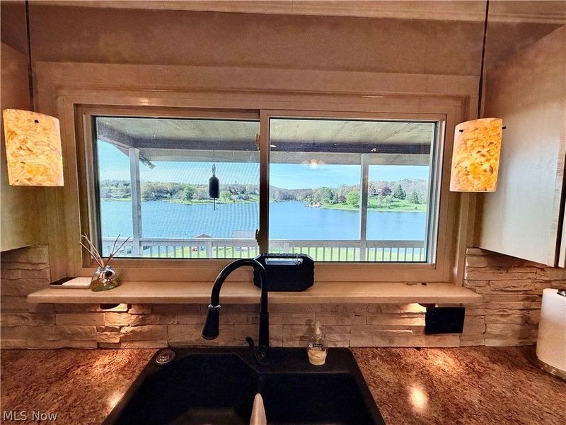 47817 Tomahawk Drive, Negley, OH 44441 Photo 8