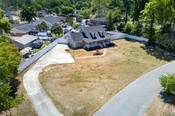 1602 Royal Oak Circle photo 4
