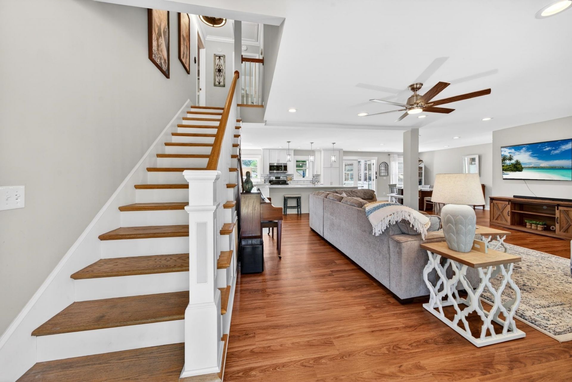 1602 Royal Oak Circle Photo 5