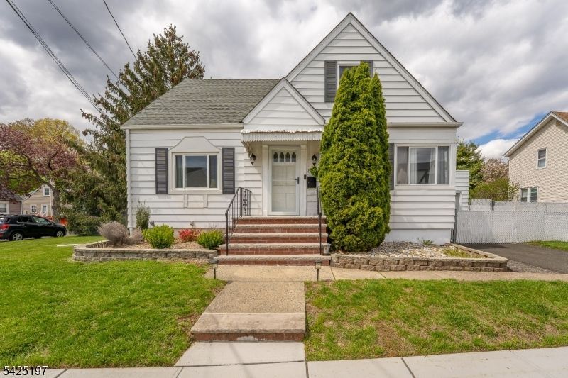 834 Remmos Ave, Union, NJ 07083 Main Photo