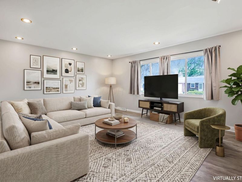 159 Pasadena Avenue, Columbus, OH 43228 Photo 11