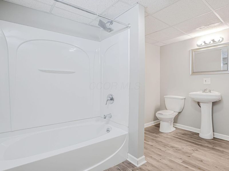 159 Pasadena Avenue, Columbus, OH 43228 Photo 37