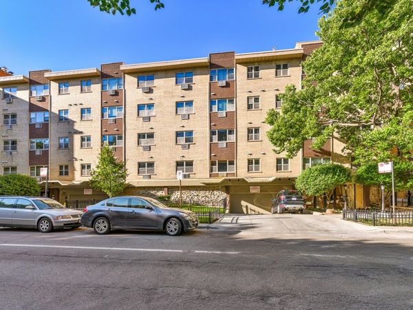 420 W Aldine Avenue , Unit 326, Chicago, IL 60657