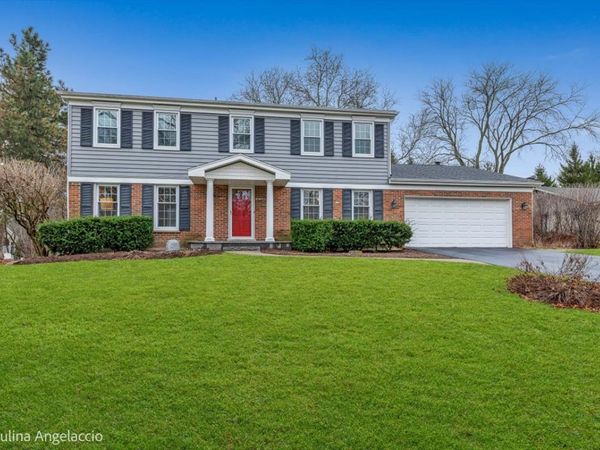 590 Red Barn Lane , Barrington, IL 60010