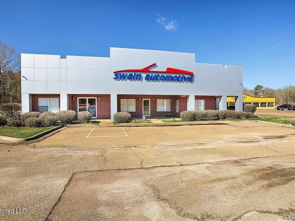 2873 Us 49 , Florence, MS 39073