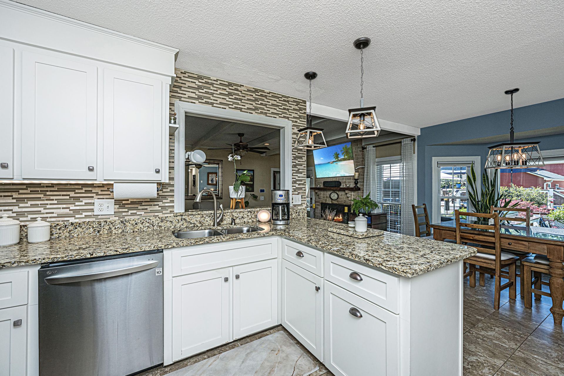 105 Dove Lane Photo 10