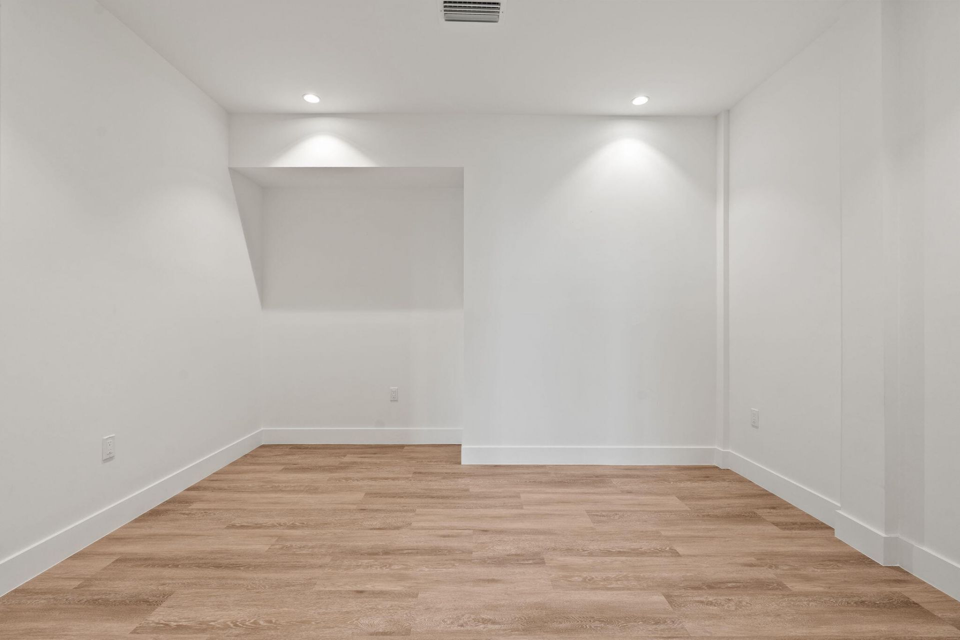 41 SW Seminole Street, Unit 204, Stuart, FL 34994 Photo