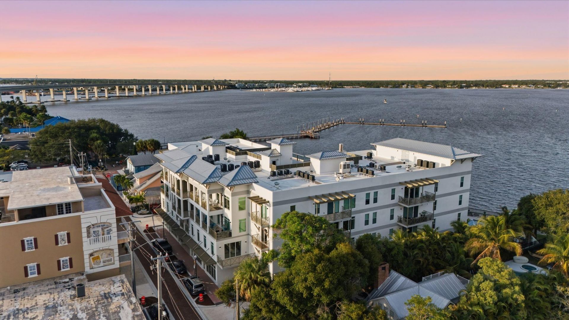 41 SW Seminole Street, Unit 204, Stuart, FL 34994 Photo