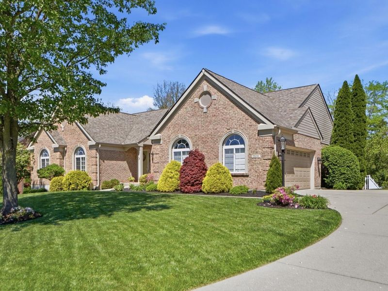 2130 Blankenbecker Drive, Florence, KY 41042 Photo 2