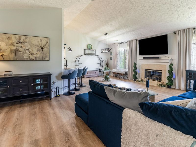 1608 Ashley Court, Unit 304, Florence, KY 41042 Photo 3