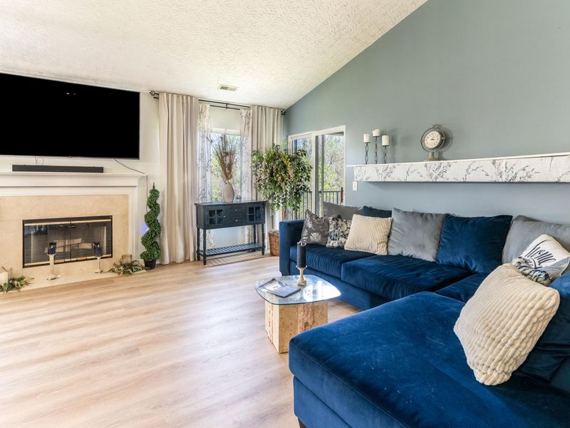 1608 Ashley Court, Unit 304, Florence, KY 41042 Photo 4