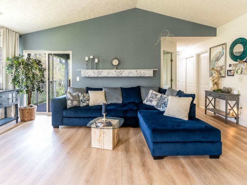 1608 Ashley Court, Unit 304, Florence, KY 41042 Photo 5