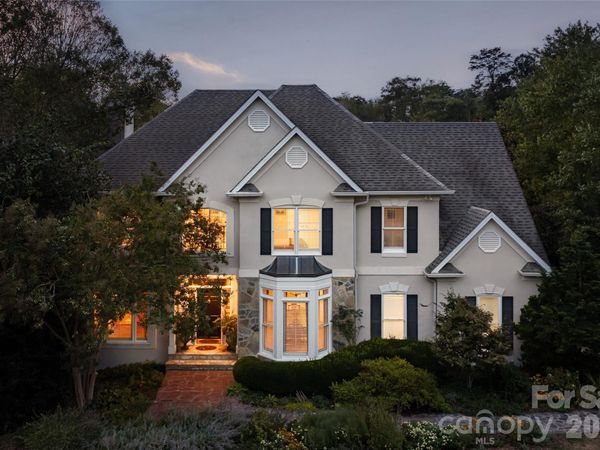 38 Pine Acre Boulevard, Asheville, NC 28804