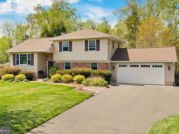 3 SIOUX ROAD , PENNINGTON, NJ 08534