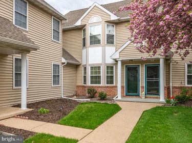 121 HEATHER LANE, WYOMISSING, PA 19610