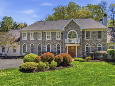 195 CARNOUSTIE WAY, MEDIA, PA 19063