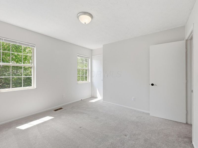 5908 Aqua Bay Drive, Columbus, OH 43235 Photo 18