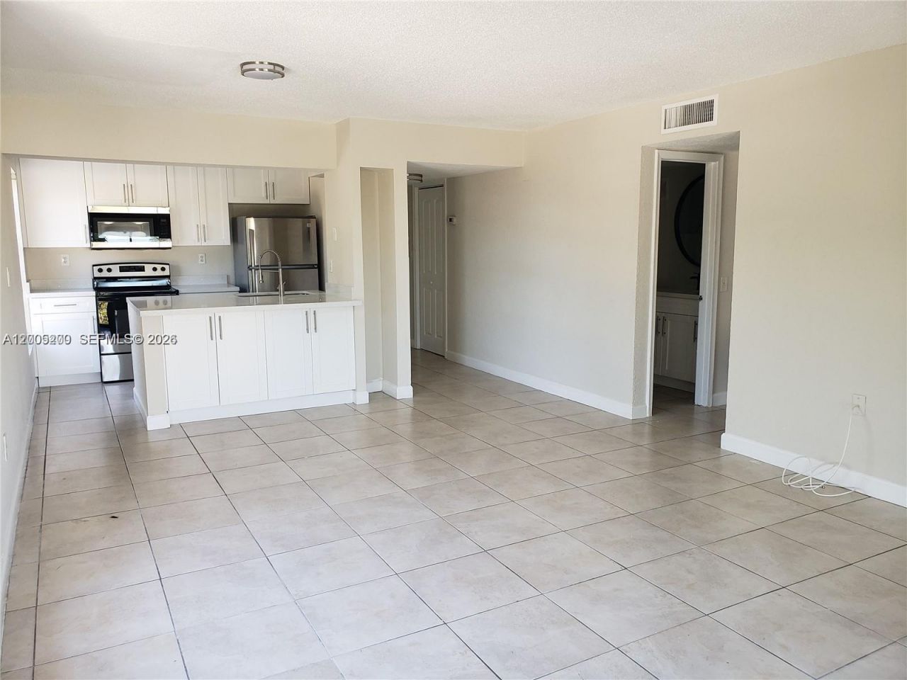 4550 W 16th Ave, Unit 301, Hialeah, FL 33012 Photo