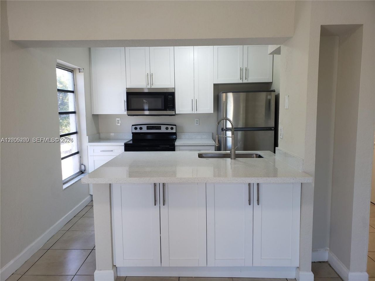 4550 W 16th Ave, Unit 301, Hialeah, FL 33012 Photo