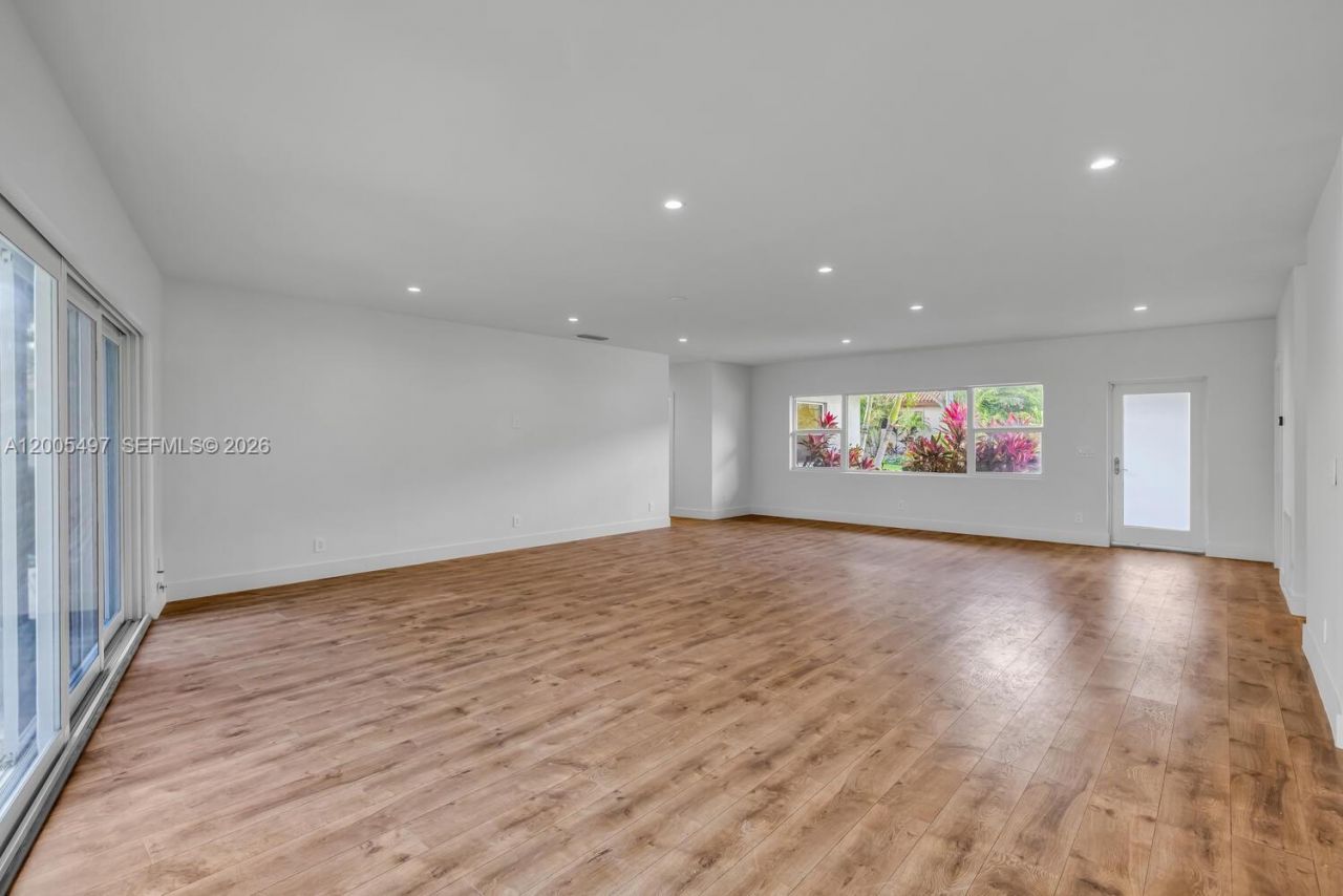 1411 NE 101st St , Miami Shores, FL 33138 Photo