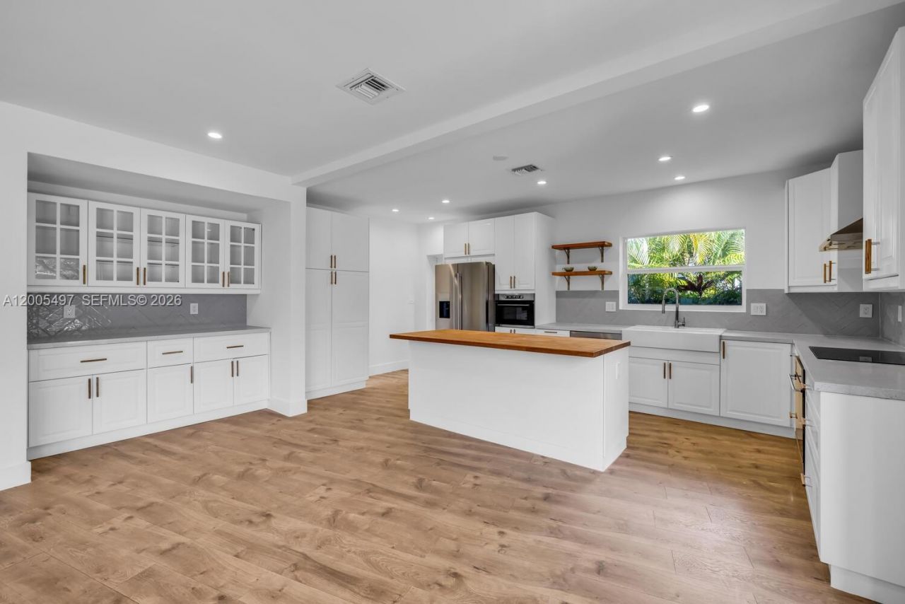 1411 NE 101st St , Miami Shores, FL 33138 Photo