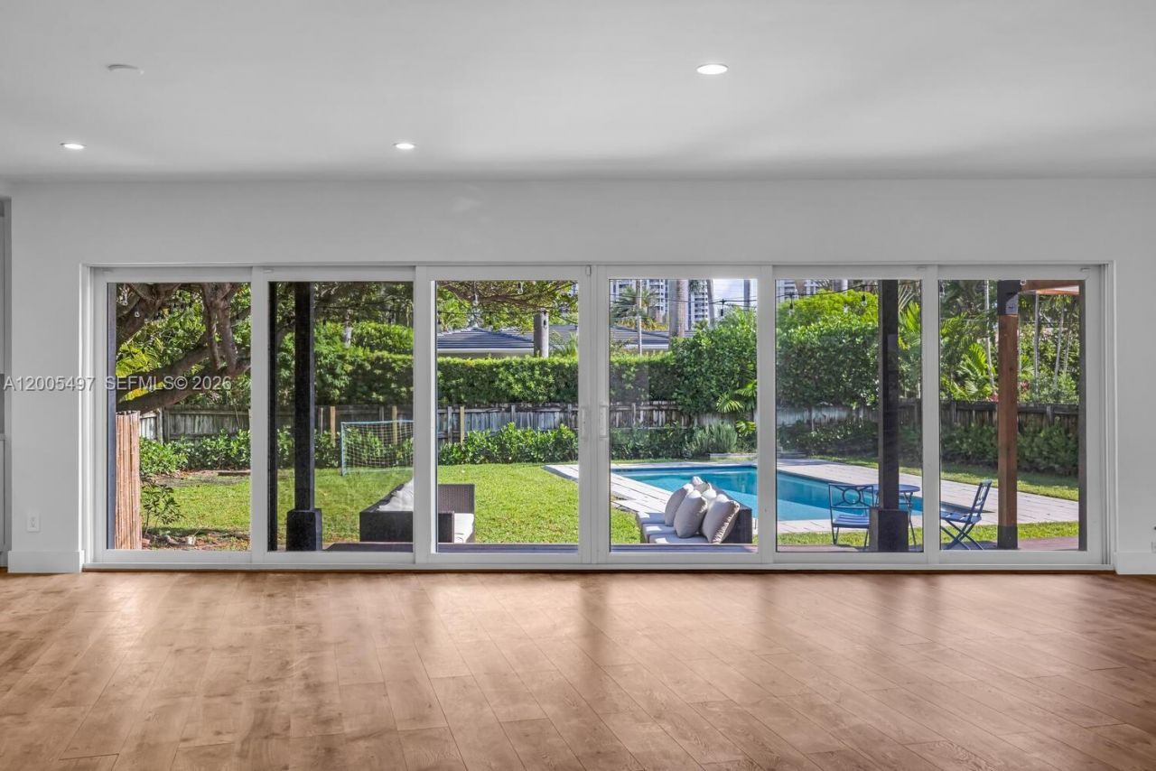 1411 NE 101st St , Miami Shores, FL 33138 Photo