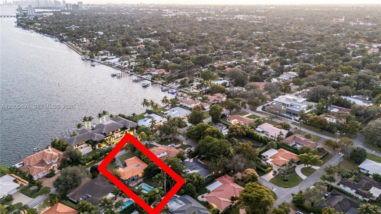 1411 NE 101st St , Miami Shores, FL 33138 Photo