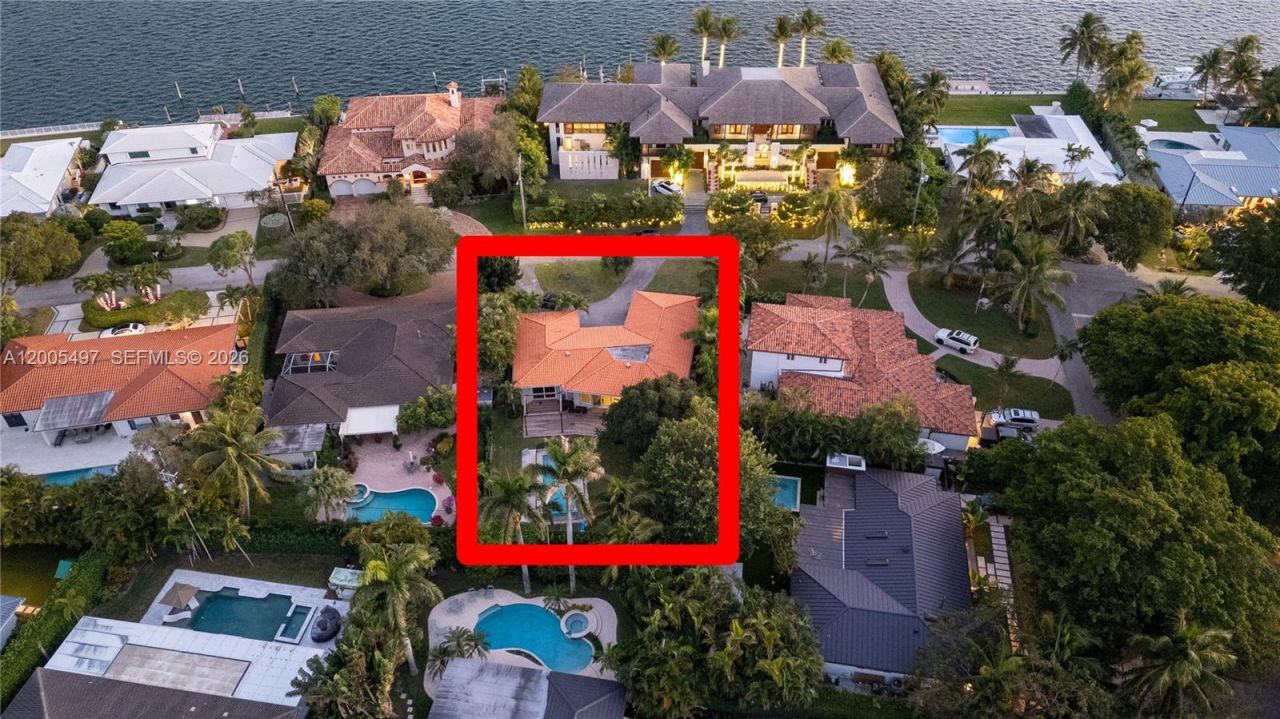 1411 NE 101st St , Miami Shores, FL 33138 Photo