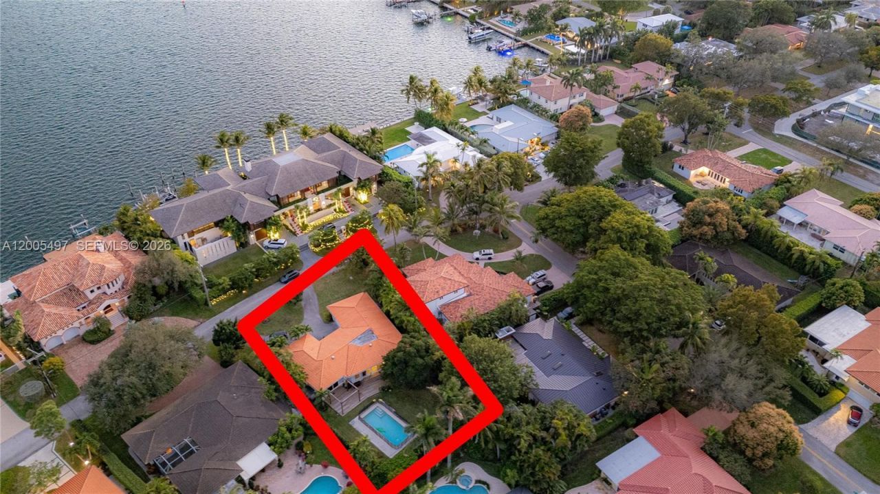 1411 NE 101st St , Miami Shores, FL 33138 Photo