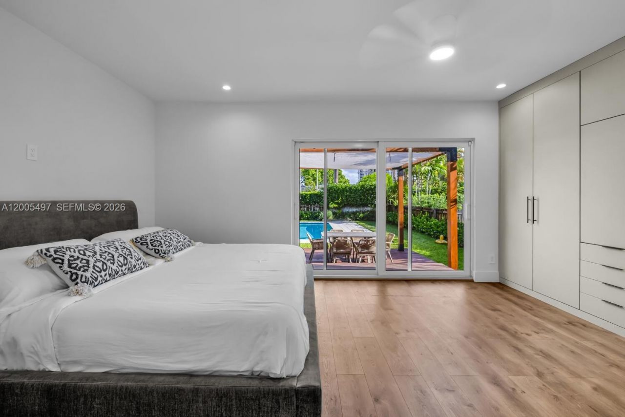 1411 NE 101st St , Miami Shores, FL 33138 Photo