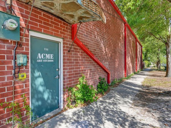 711 N 5th Avenue, Wilmington, NC 28401