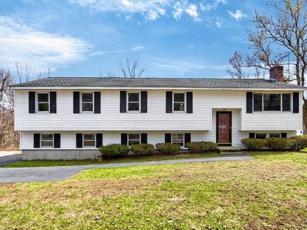 73 Nashua Road, Pepperell, MA 01463