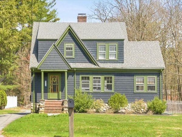 316 Fisher St, Walpole, MA 02081